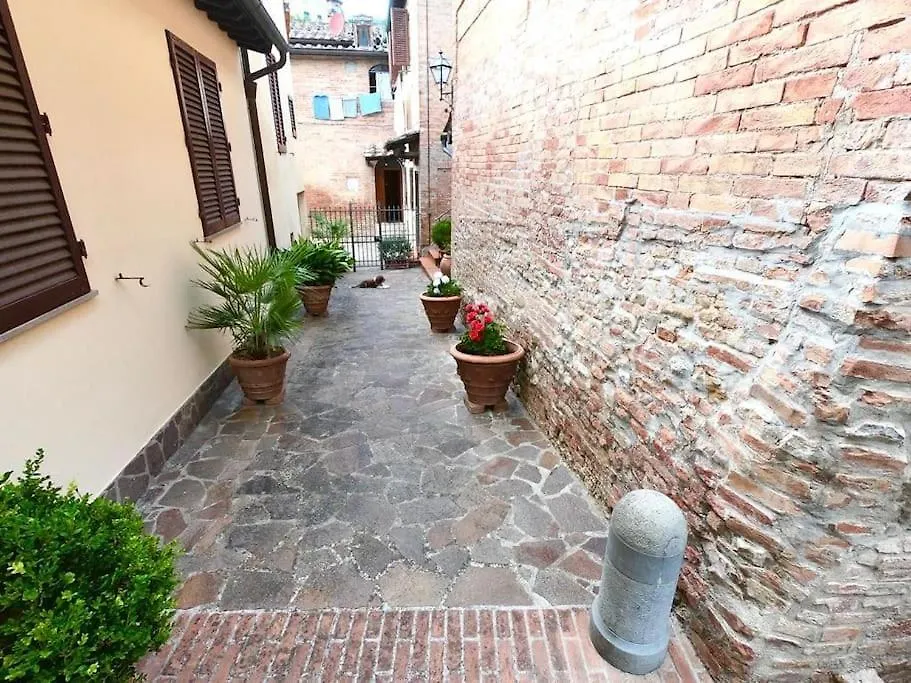 Casa Lazzaro Al Centro Di Siena Villa